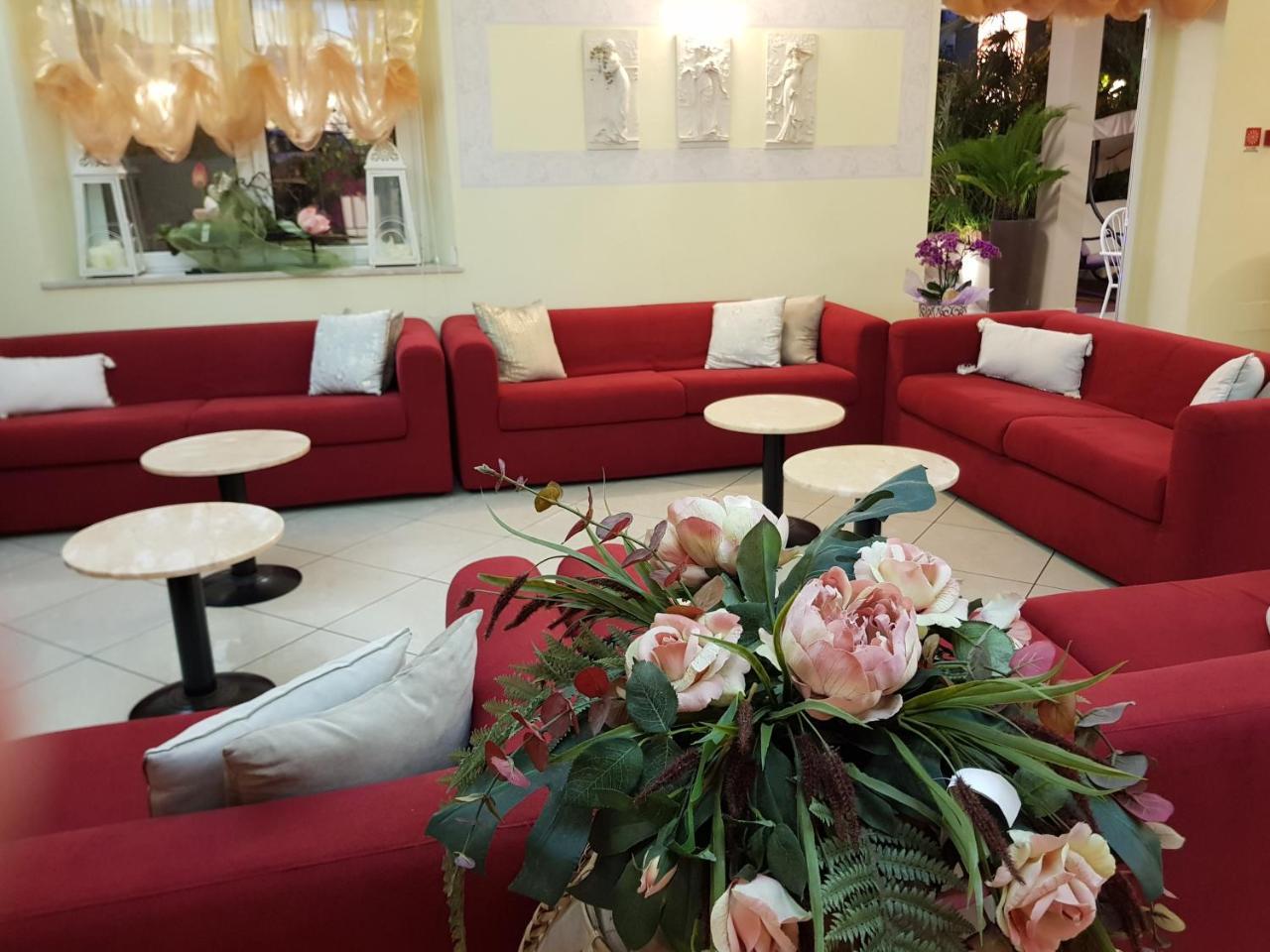 Hotel Beppe Rimini Exteriör bild